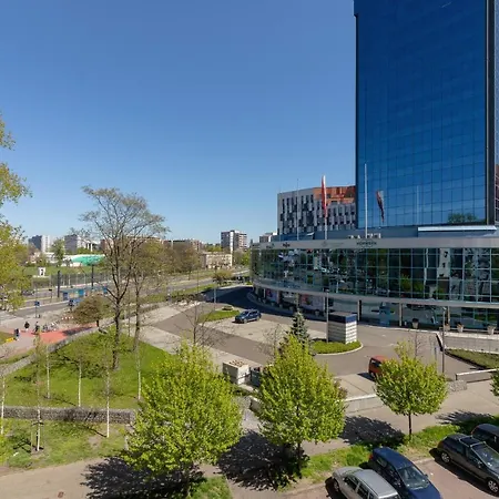 Modern Grzegorzeckie Roundabout Cracow By Renters